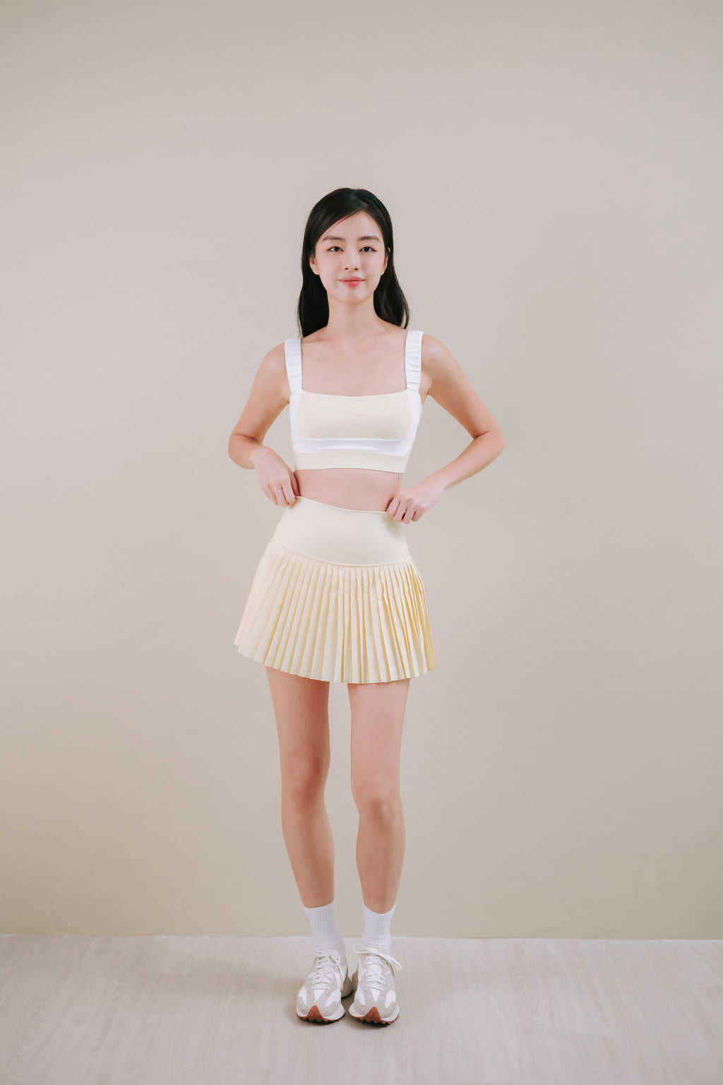 Hera Cloud Ruched Butter Lemon Sports Bra