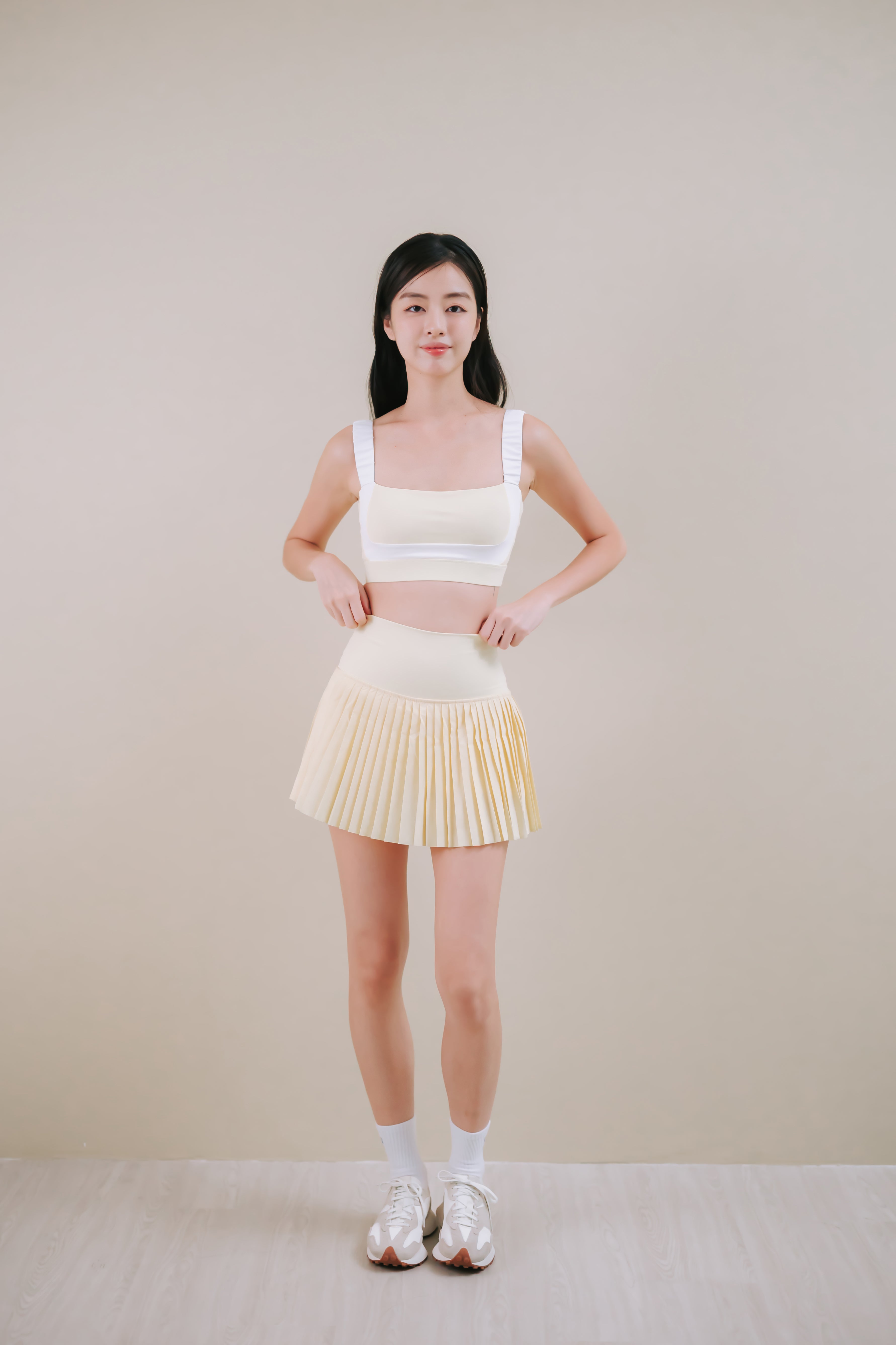 Hera Cloud Ruched Butter Lemon Sports Bra
